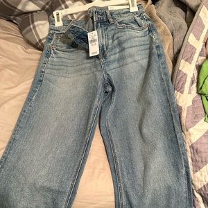 Brand new American Eagle bootcut jeans.